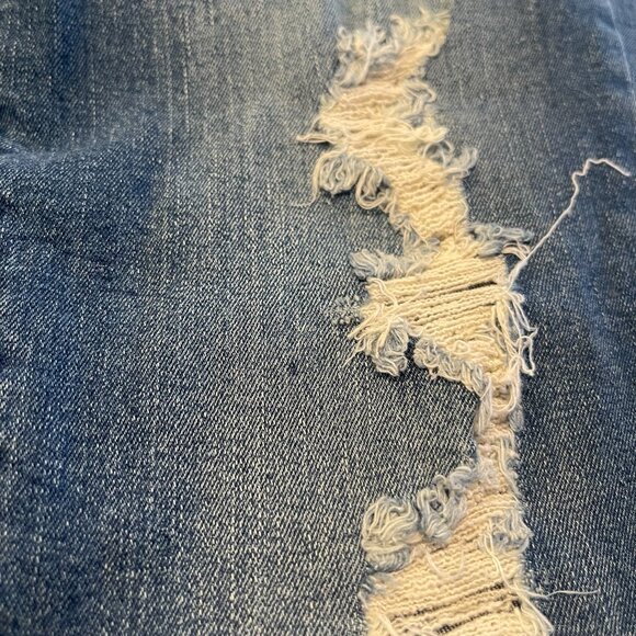 Ripped Blue Jeand- bluenotes - Picture 3 of 5